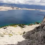 Διαμέρισμα Pag *